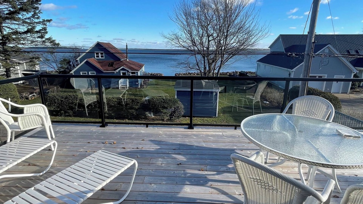 Shediac Bridge Apartment | Shediac Cape Vacation Retreat