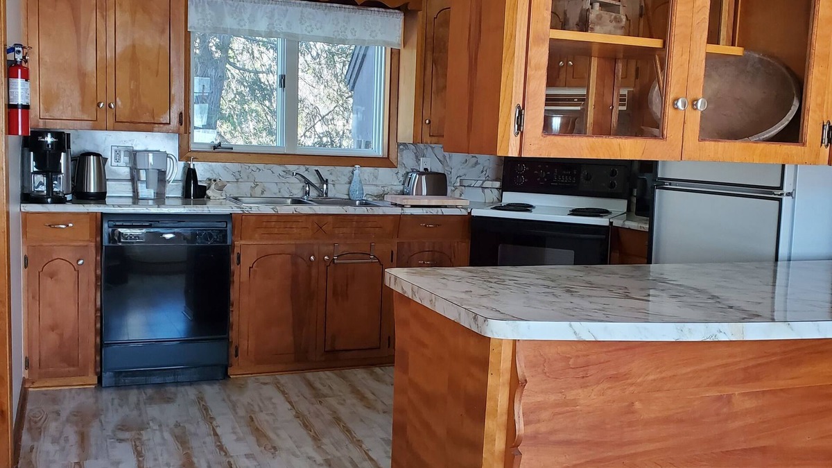 Manitoulin District Bed & Breakfast | Sheg Bay B&B lets you relax, recharge, and rediscover on Manitoulin Island.