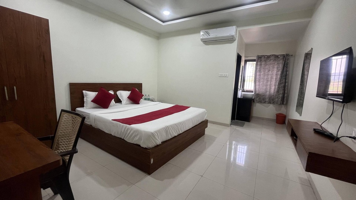 Maliwada Hotel | Shelke Mama's Lodging & Resorts
