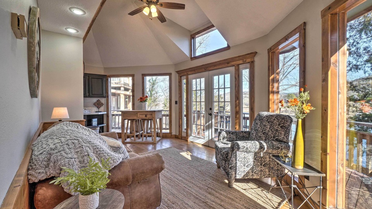 Shell Knob House | Shell Knob Guest House w/Lake View, Fire Pit