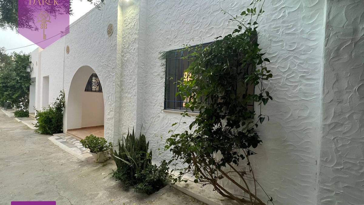 Ville Nouvelle House | Shell ll near the beach