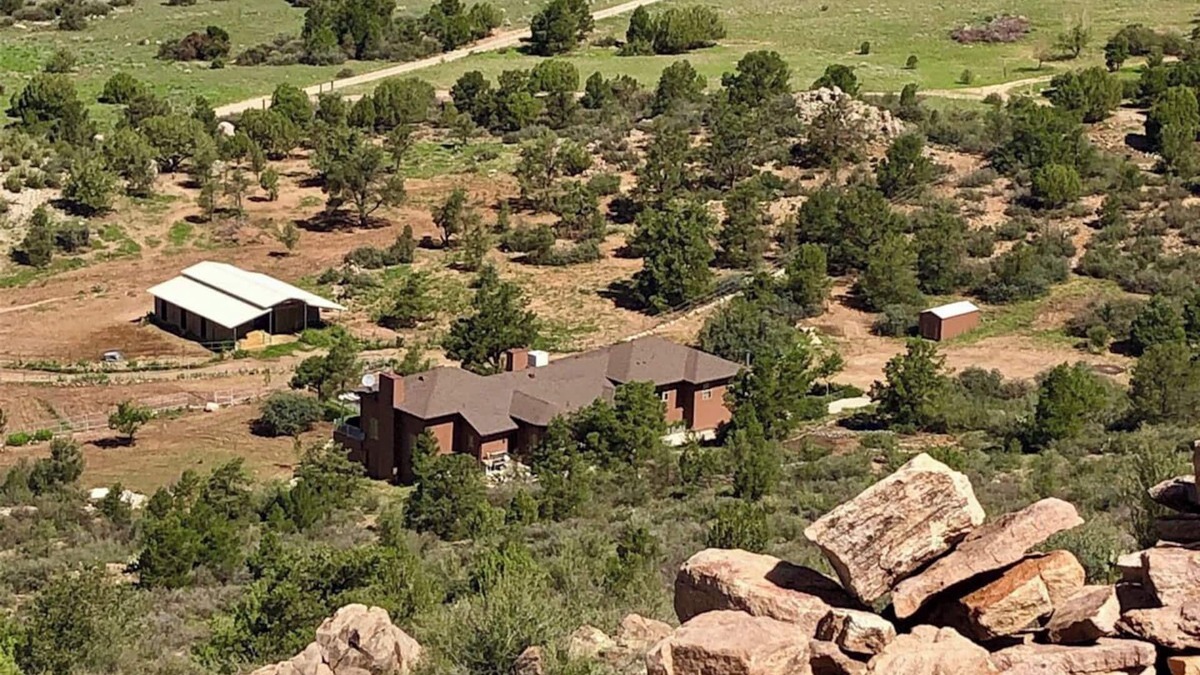 Williamson Apartment | Shelter in Nature - A gateway to Arizona's wonders. A rare gem near Prescott, AZ