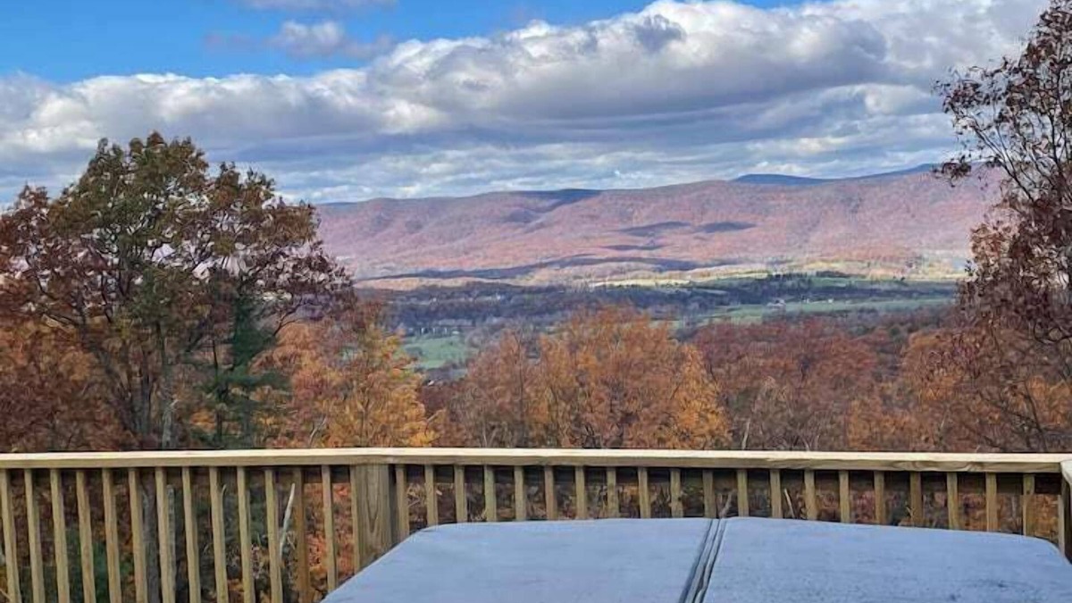 Rileyville House | Shenandoah Mountain Cabin
