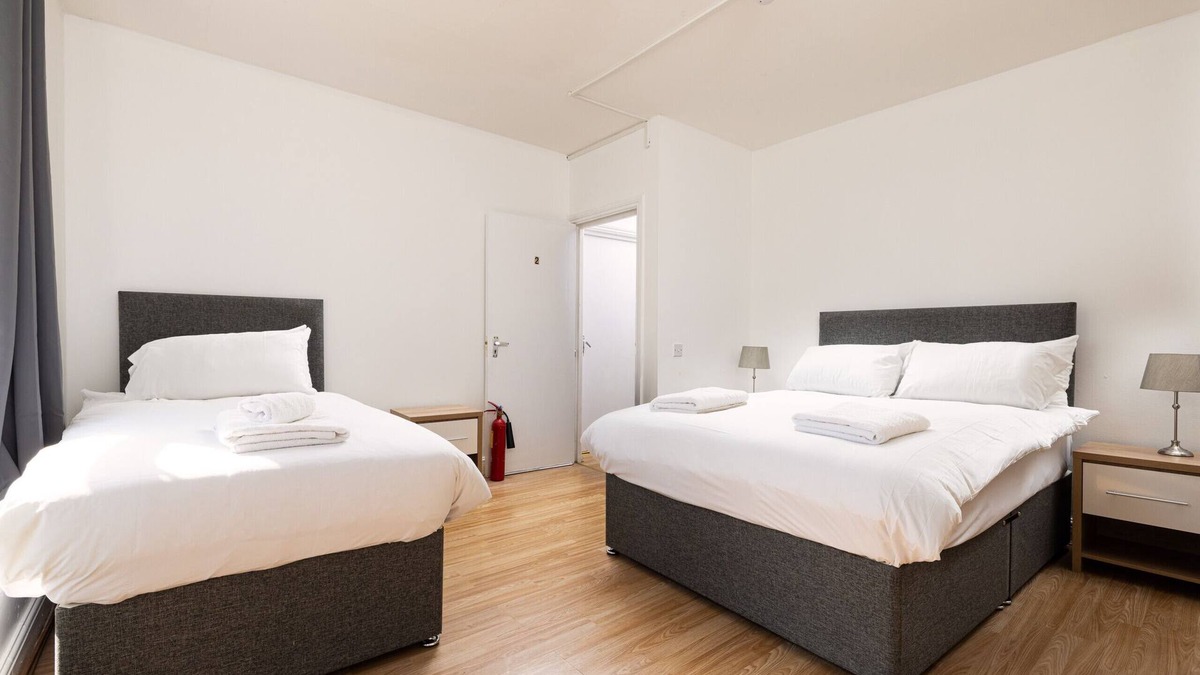 Shepherd's Bush Apartment | Shepherd's Bush 7 renovated apartment for 4 people