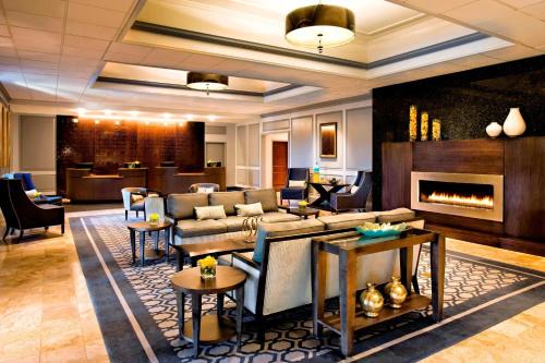 Framingham Hotel | Sheraton Framingham Hotel & Conference Center