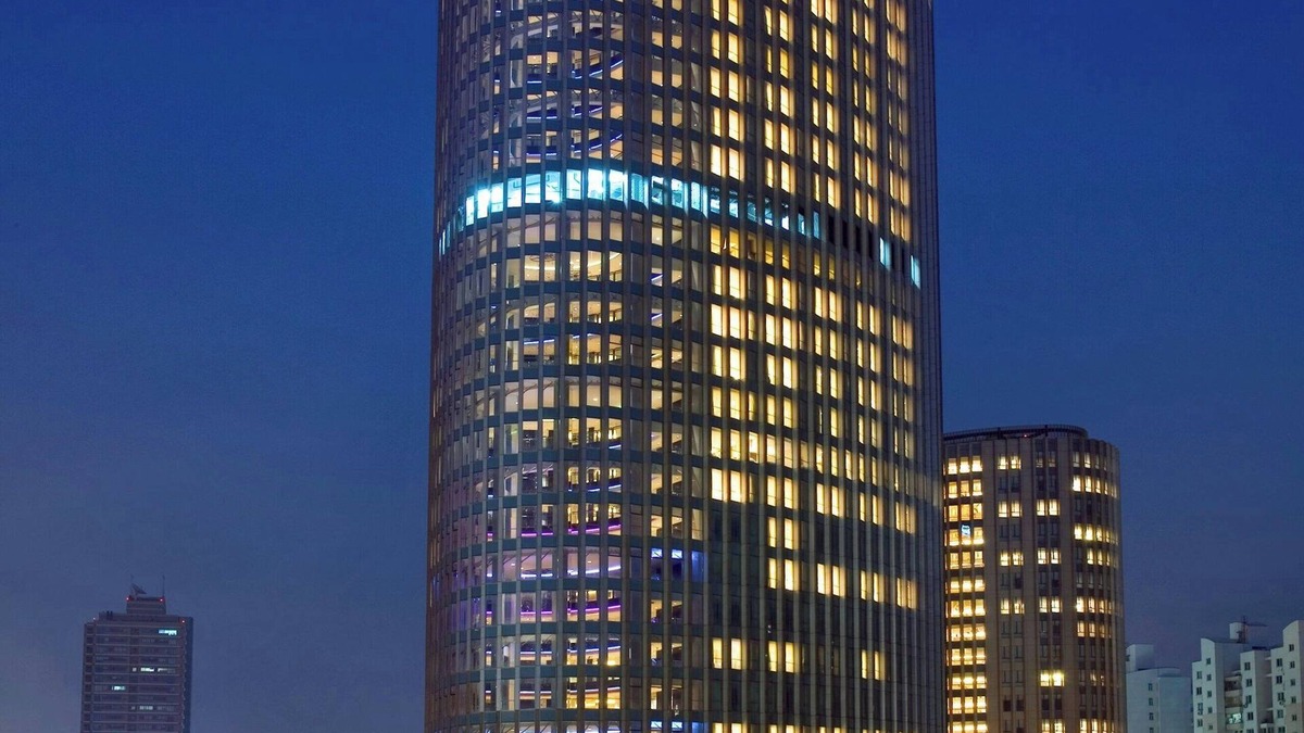 Lujiazui Hotel | Sheraton Grand Shanghai Pudong Hotel & Residences