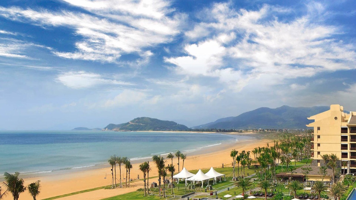 Wanning Hotel | Sheraton Shenzhou Peninsula Resort