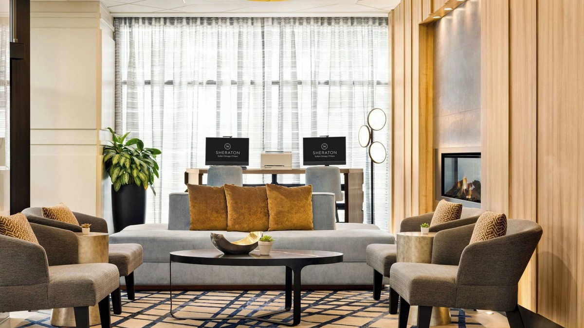 O'Hare Hotel | Sheraton Suites Chicago O'Hare