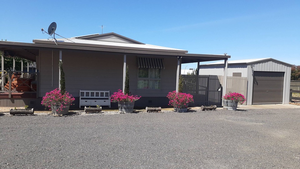 Bannockburn House | Sherry house - 1 min drive from Bannockburn