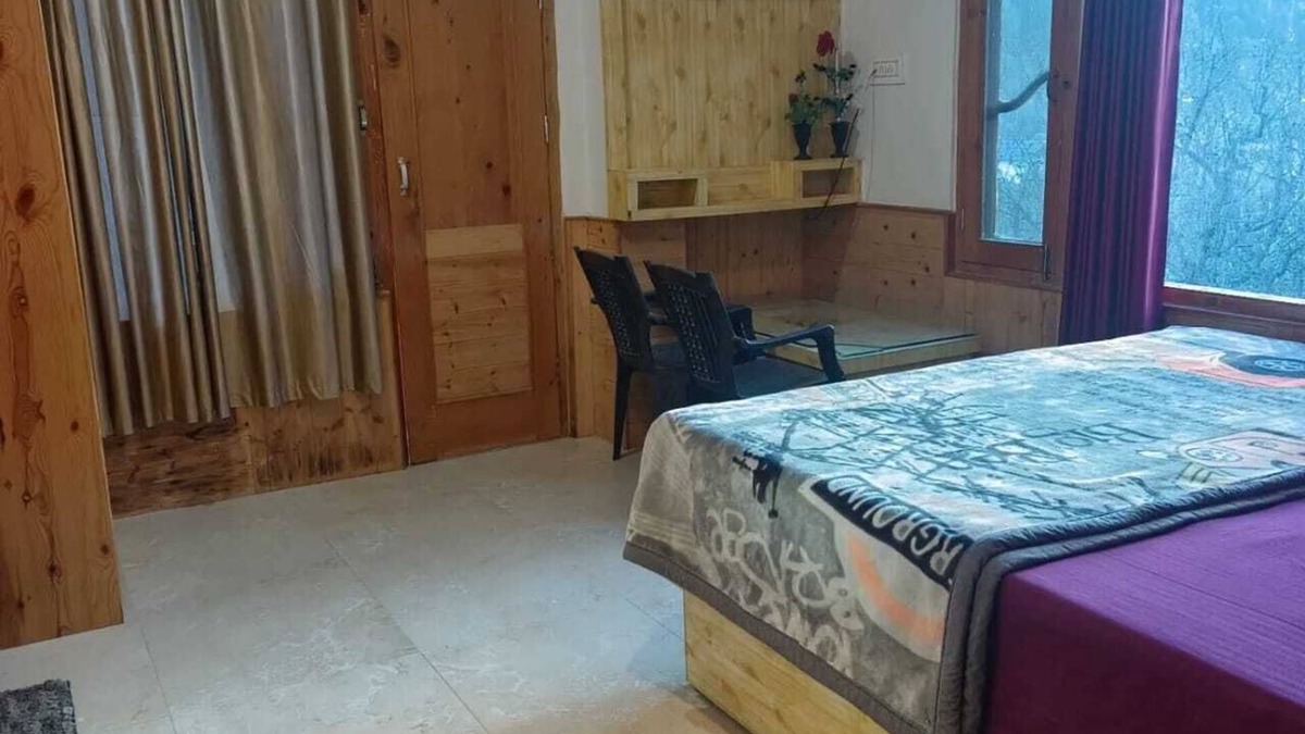 Kasol House | Shesh Besh Guest House & Restaurant