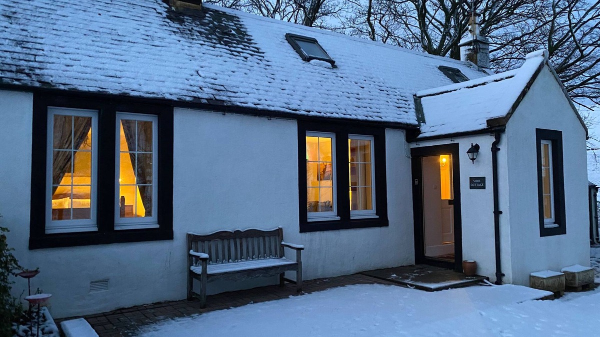Thornhill Cottage | SHIEL COTTAGE, pet friendly, with open fire in Thornhill