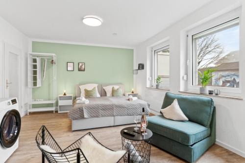 Bielefeld Apartment | SHINY HOMES - Bright & Elegant City Apartment