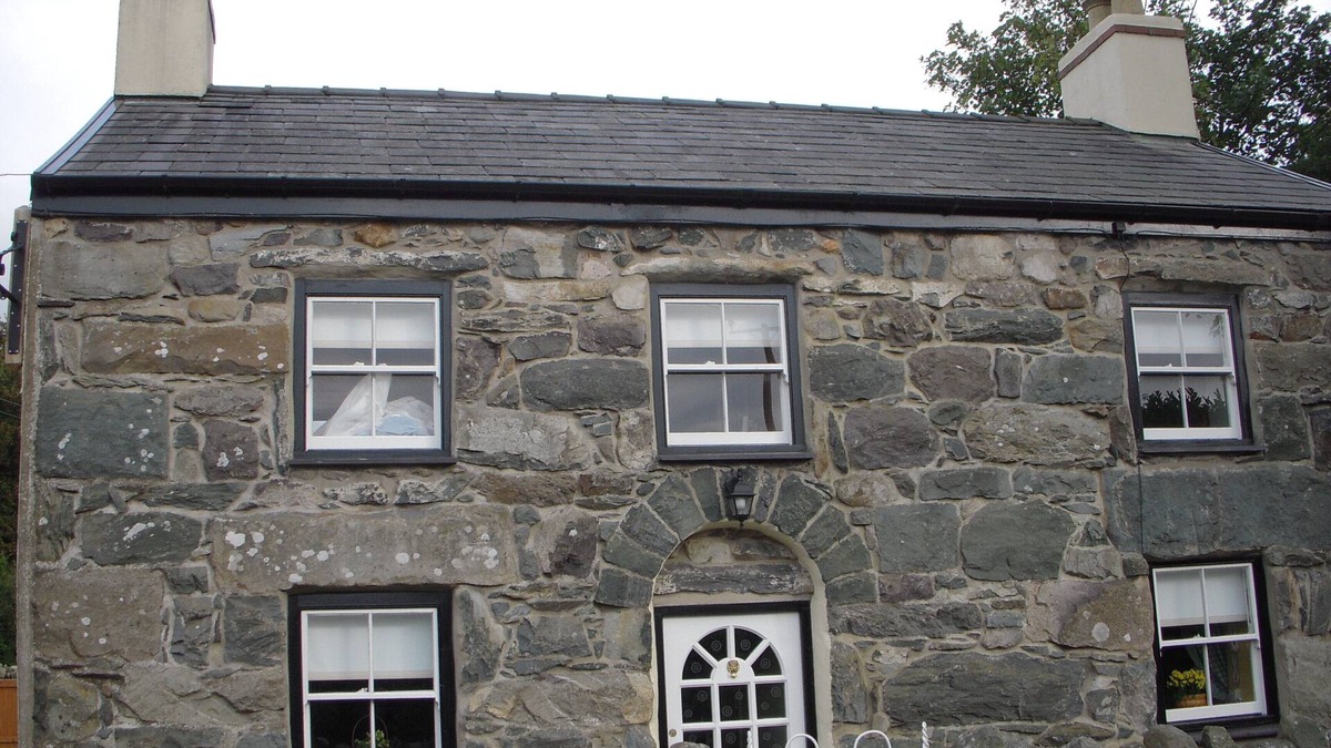 Penisarwaun Cottage | Ship Cottage, Llanrug, Snowdonia