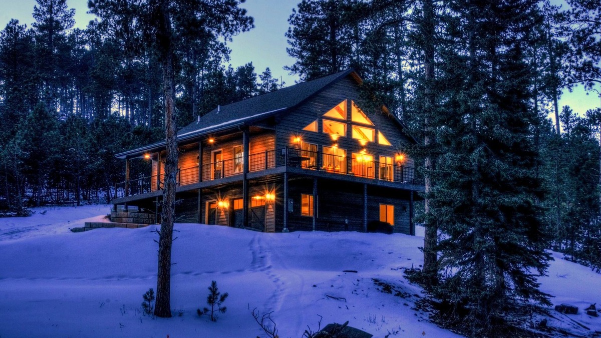 Nemo Cabin | Shiprock Cabin - Modern 3 Bedroom 3.5 bathroom cabin with fire table