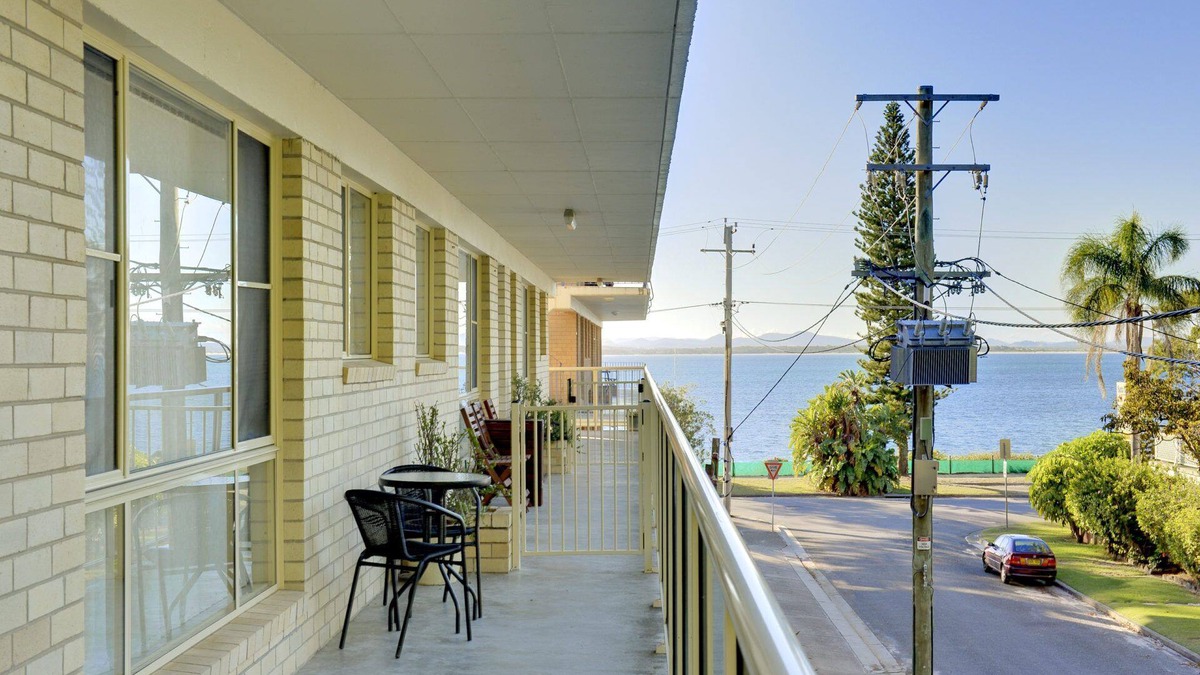 Port Stephens Council Apartment | Shoal Court