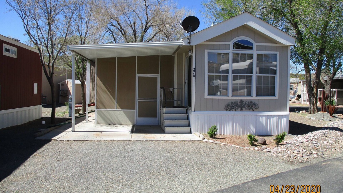 Dewey Cottage | Shopping, Sites, Entertainment and Golf Minutes away