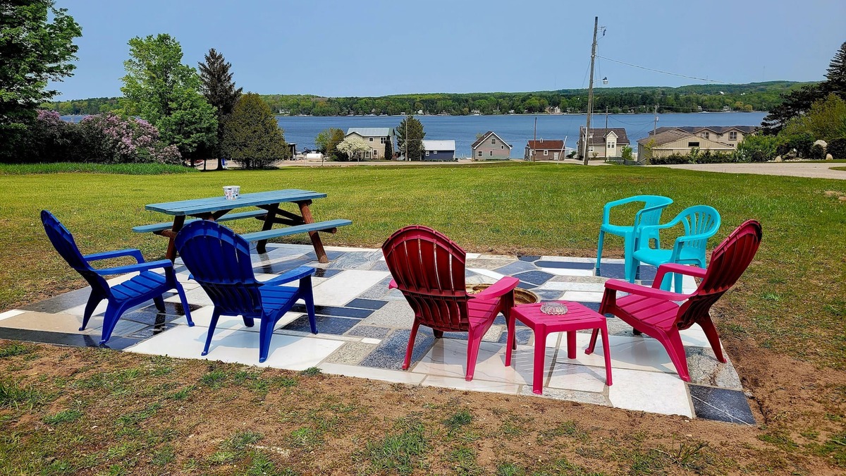 East Jordan House | Shore Beats Work
