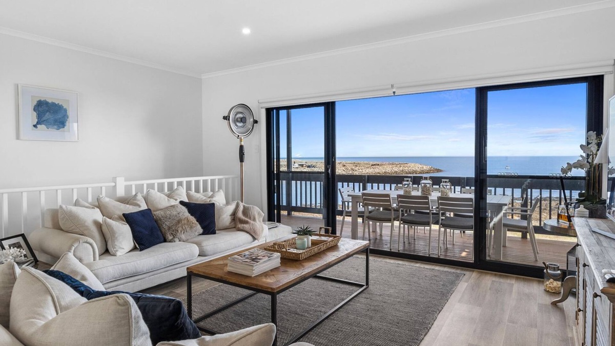 Wirrina Cove House | Shoreline Escape - 21/1 Paradise Drive