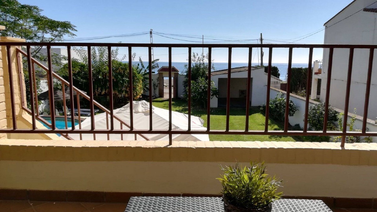 Torre de Benagalbon Villa | SHORES OF THE SEA * BEACHFRONT VILLA IN COSTA DEL SOL, RINCON DE LA VICTORIA, MÁLAGA