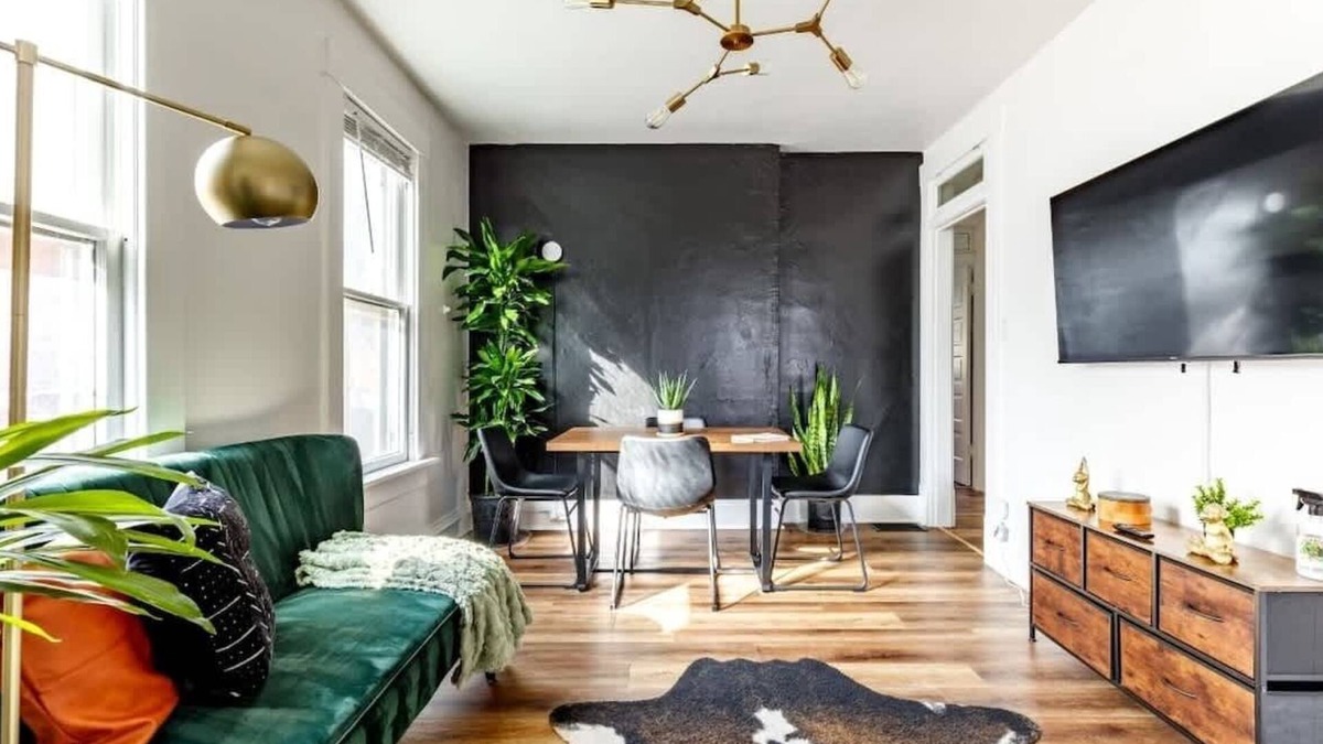 German Village House | Short North - Convention - Parking Free - Pets