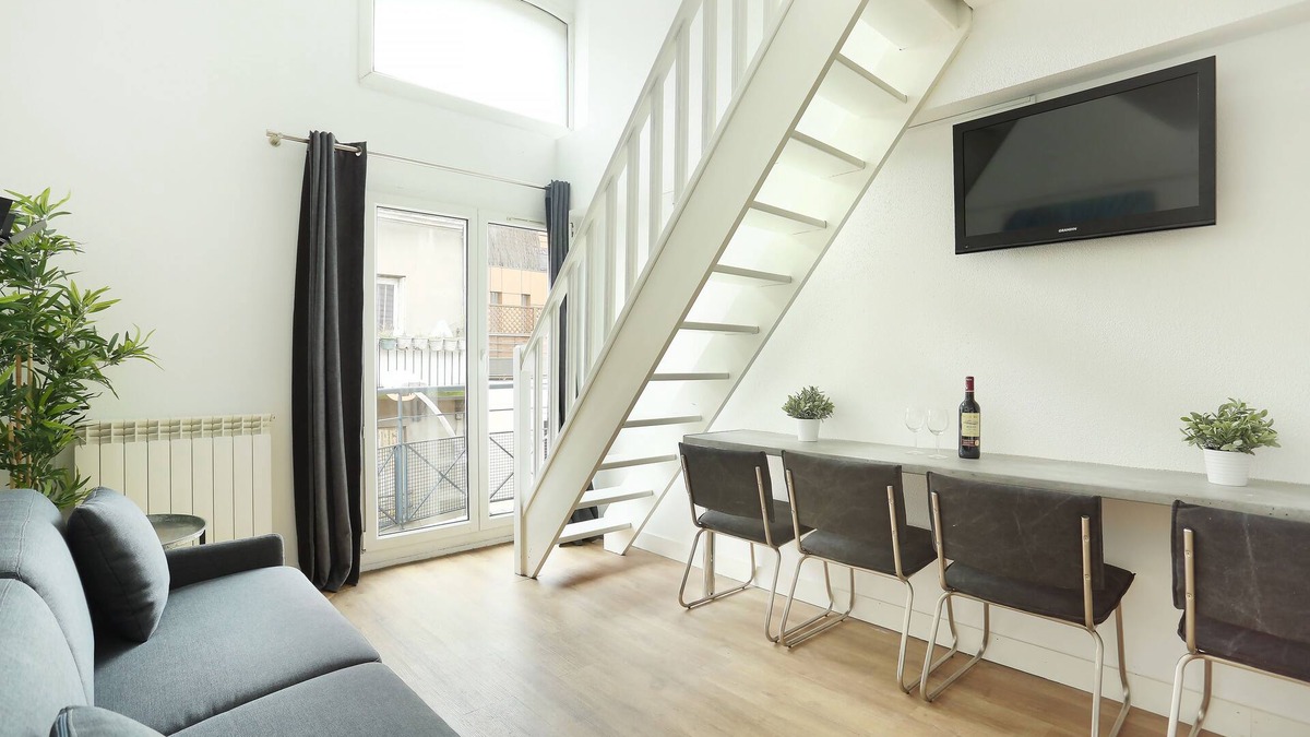Les Lilas Apartment | Short Stay Group Residence Les Lilas Serviced Apartments