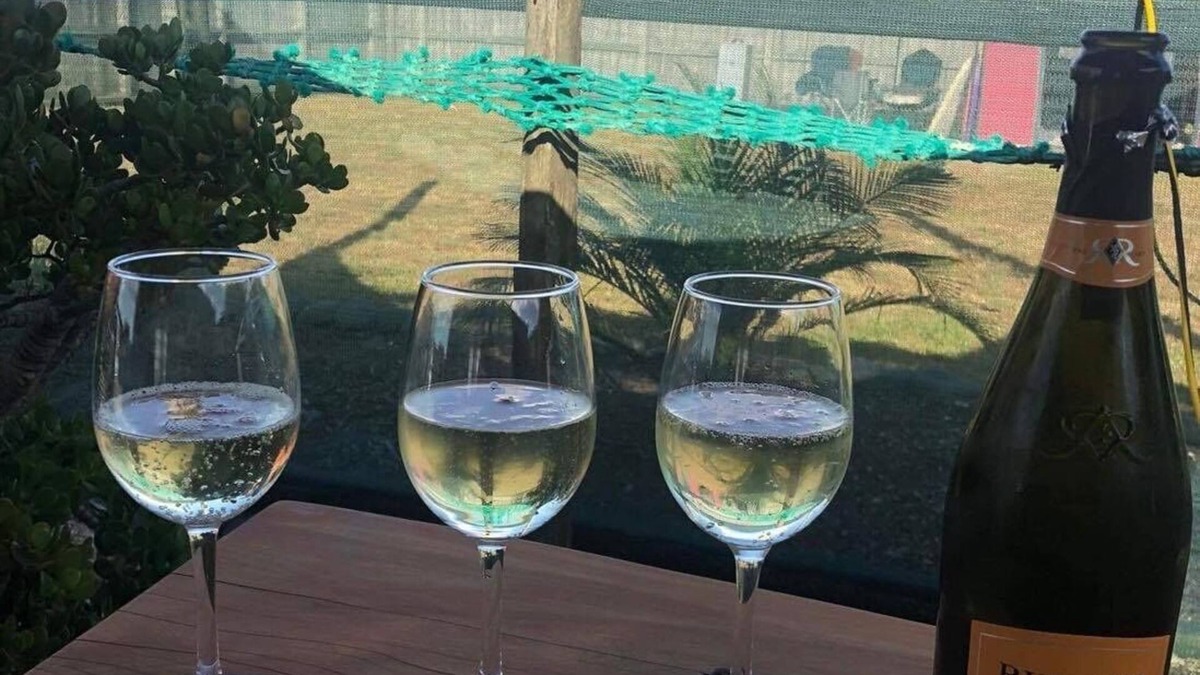 Karkari Peninsula Cottage | Short Walk to Tokerau Beach