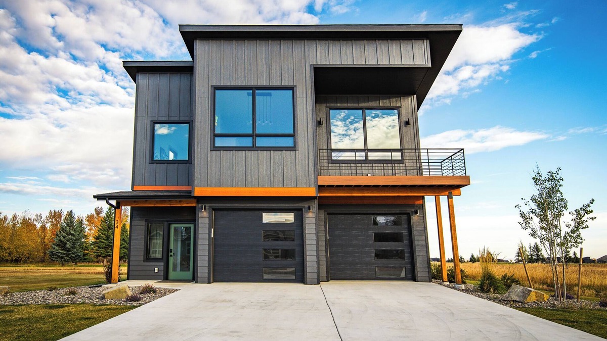 Red Lodge House | Shred Lodge - Luxurious modern home on the golf course with 180 degree viewsn