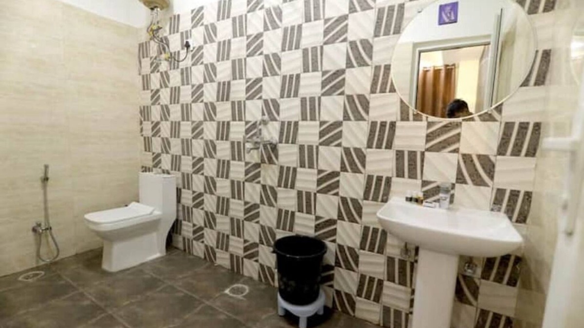 Kalyanpur Apartment | Shree Krishna Inn Indira Nagar, Kalyanpur