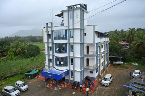 Murudeshwara Cabin | Shree Vinayaka Residency