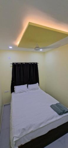 D.Ghangapur House | Shreenath gurukupa bhaktnivas