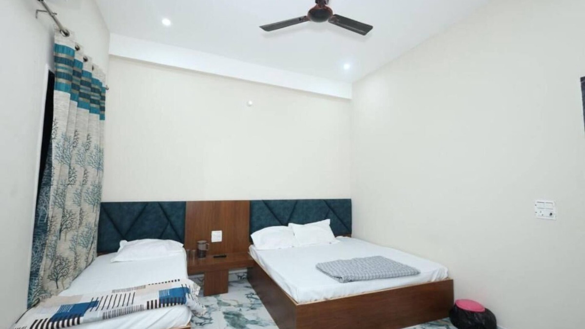 Mathura Hotel | Shri Bala ji Dham Hotel in Mathura