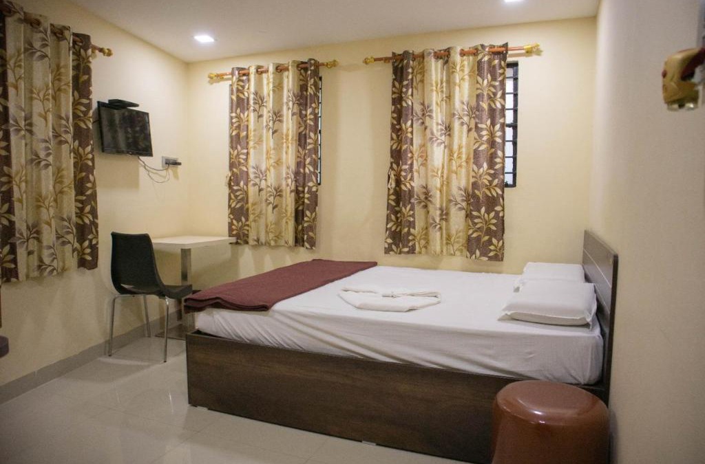 Hubli Hotel | Shri Vasant Lodge