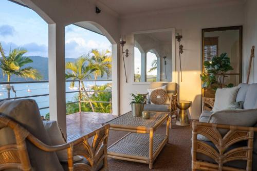 Shute Harbour House | Shutehaven Beach House