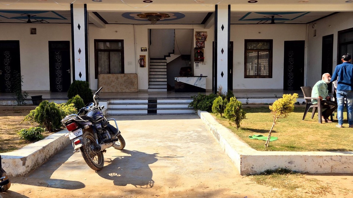 Khatu House | Shyam Niwas Guest House