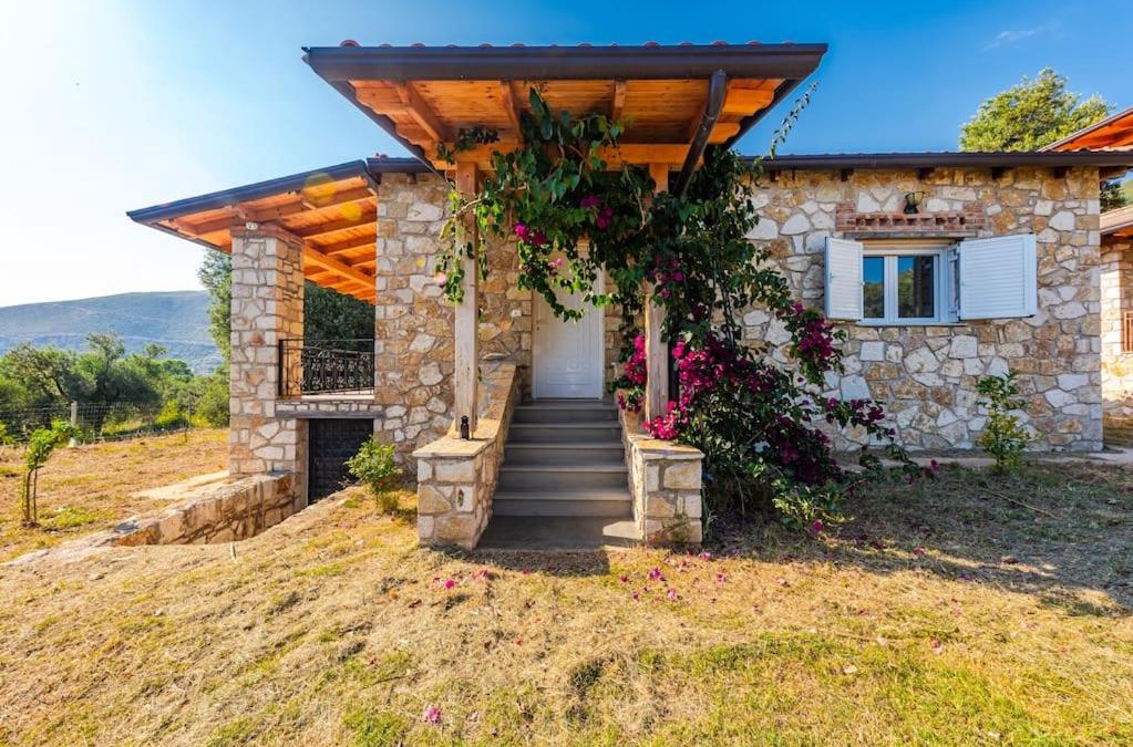 Borsh Villa | Siar The Small Villa