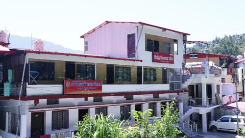 Narainkoti Hotel | Siddhi Vinayak Residency By StayApart