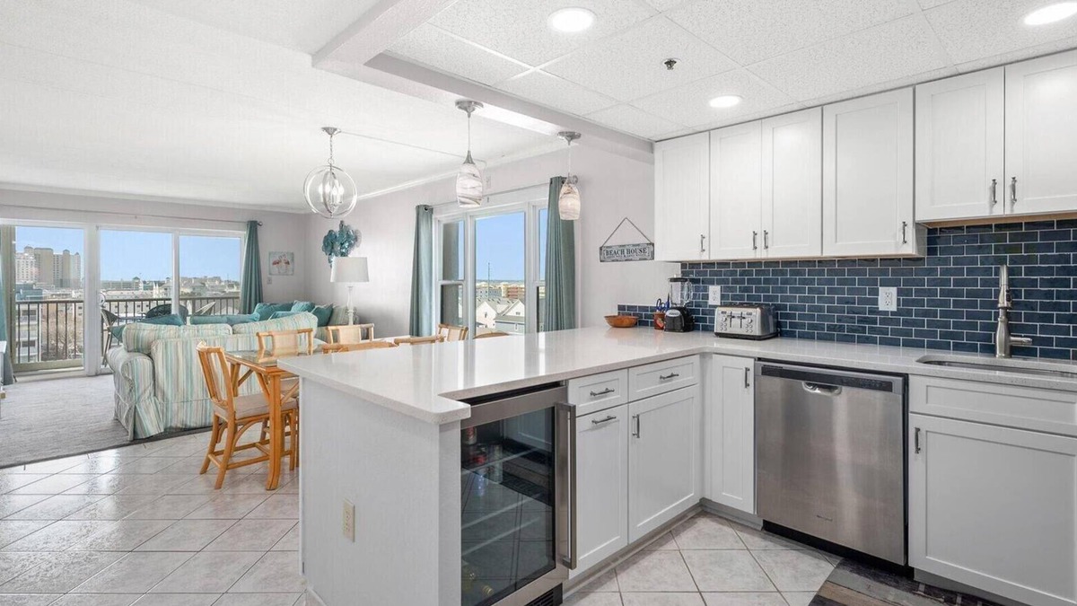 Midtown Ocean City Condo | Side Ocean View in This Family Friendly Sandpiper Dunes Condo with Outdoor Pool!