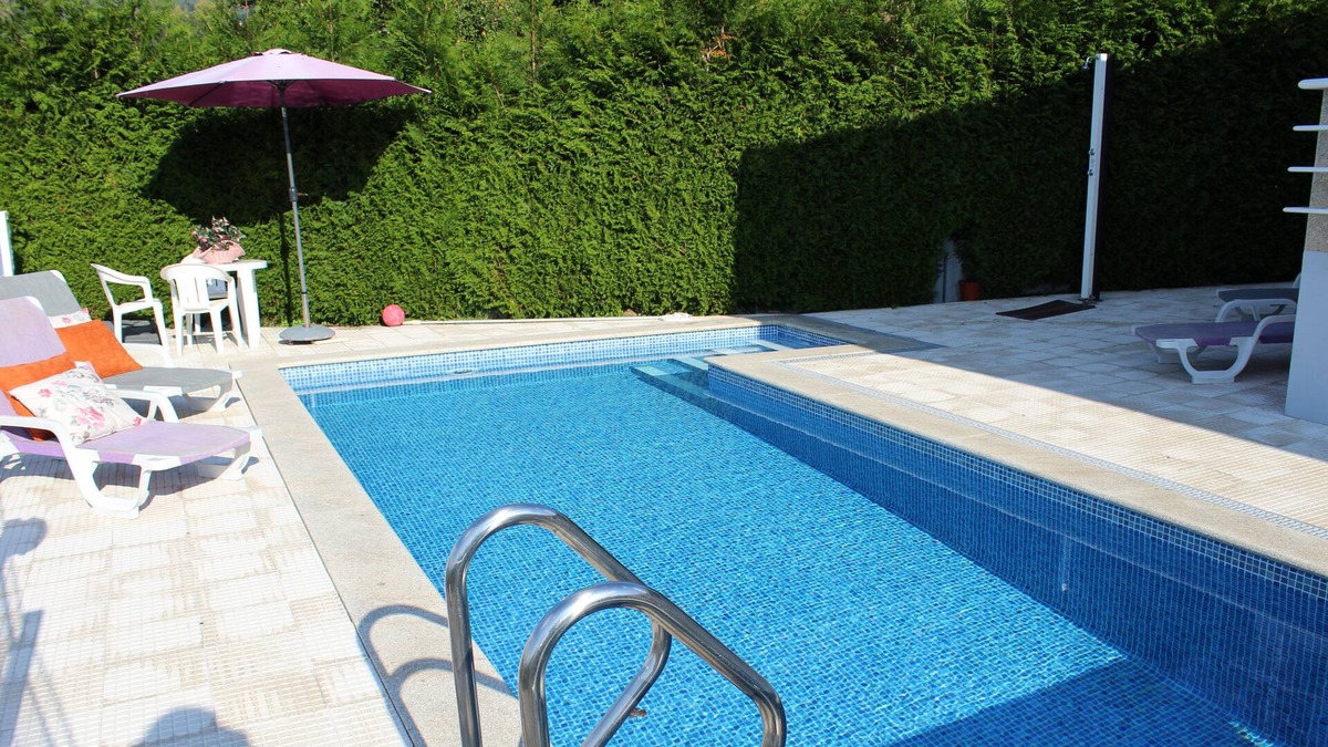 Cinfaes House | sidewalk house 10 minutes from paiva walkways