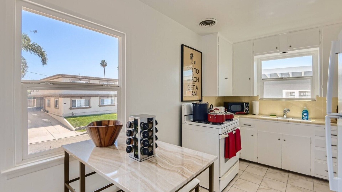 San Clemente Apartment | Signature KING 1BR In Top Beach Location (AB)