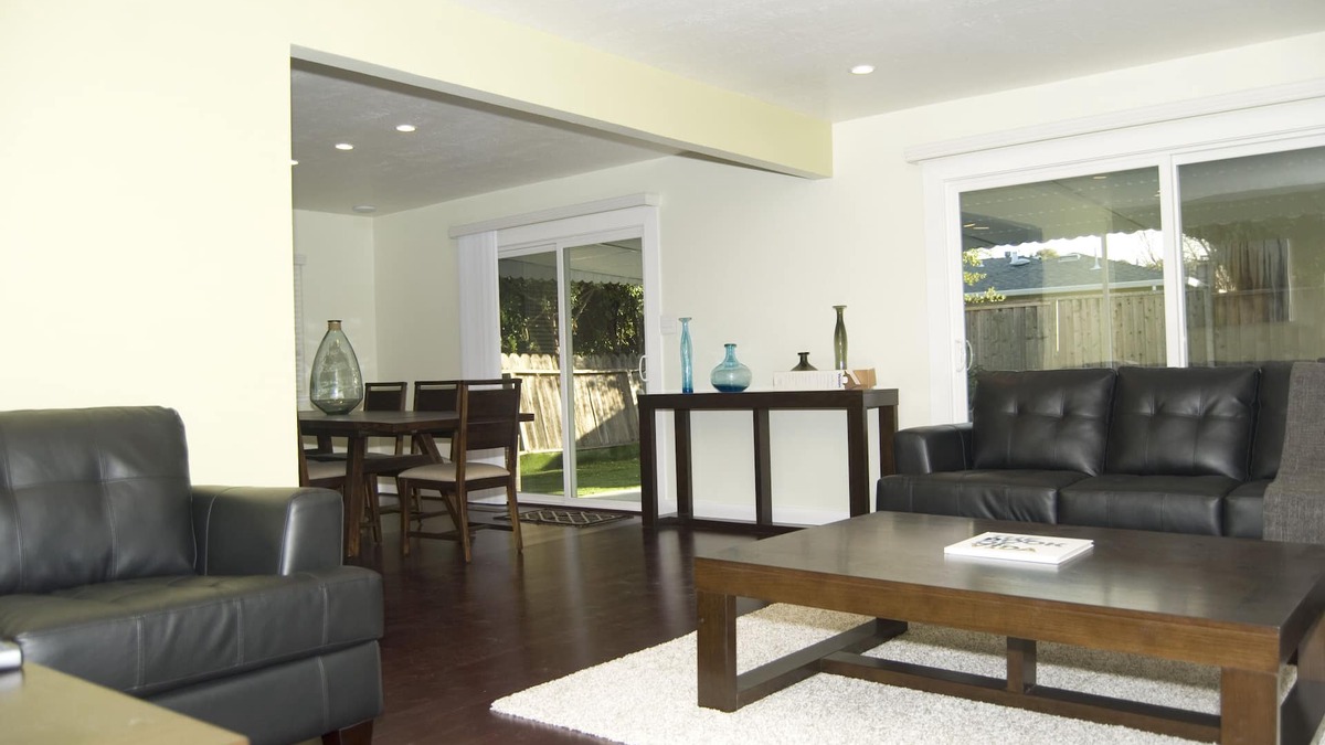 Rex Manor House | Silicon Valley Stays Casa Tres