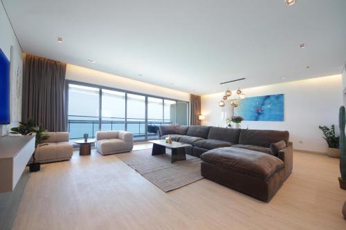 Beach & Coast Apartment | Silk Valley - 3B Beachfront | Private Beach Access