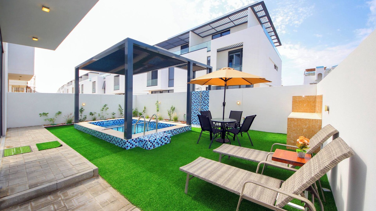 Dubai Villa | Silk Valley - Luxury 4 bedrooms + maid's room with private swimming pool