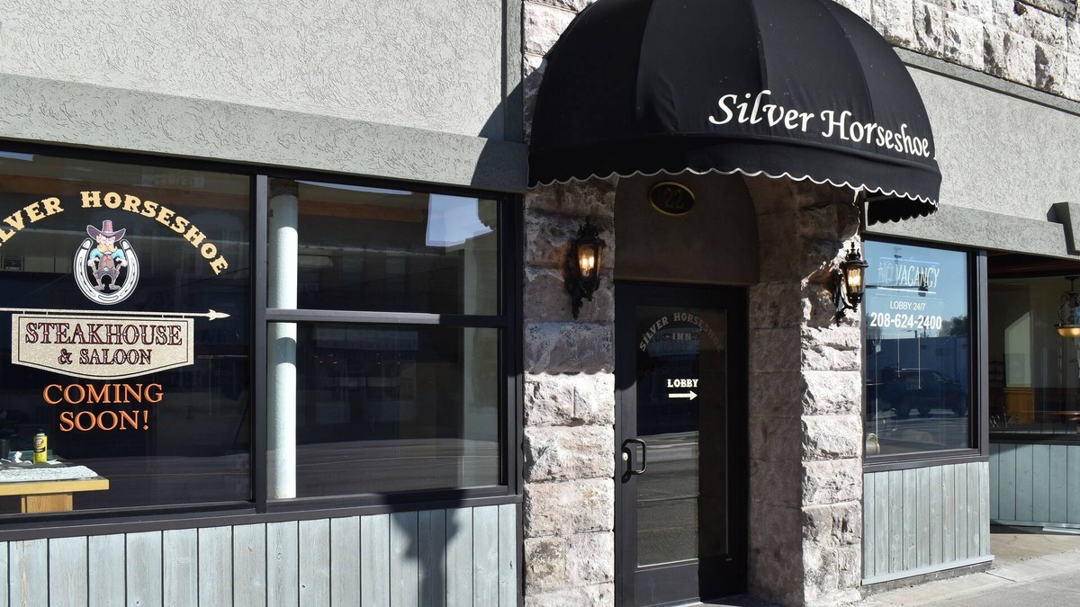 St. Anthony Hotel | Silver Horseshoe Inn