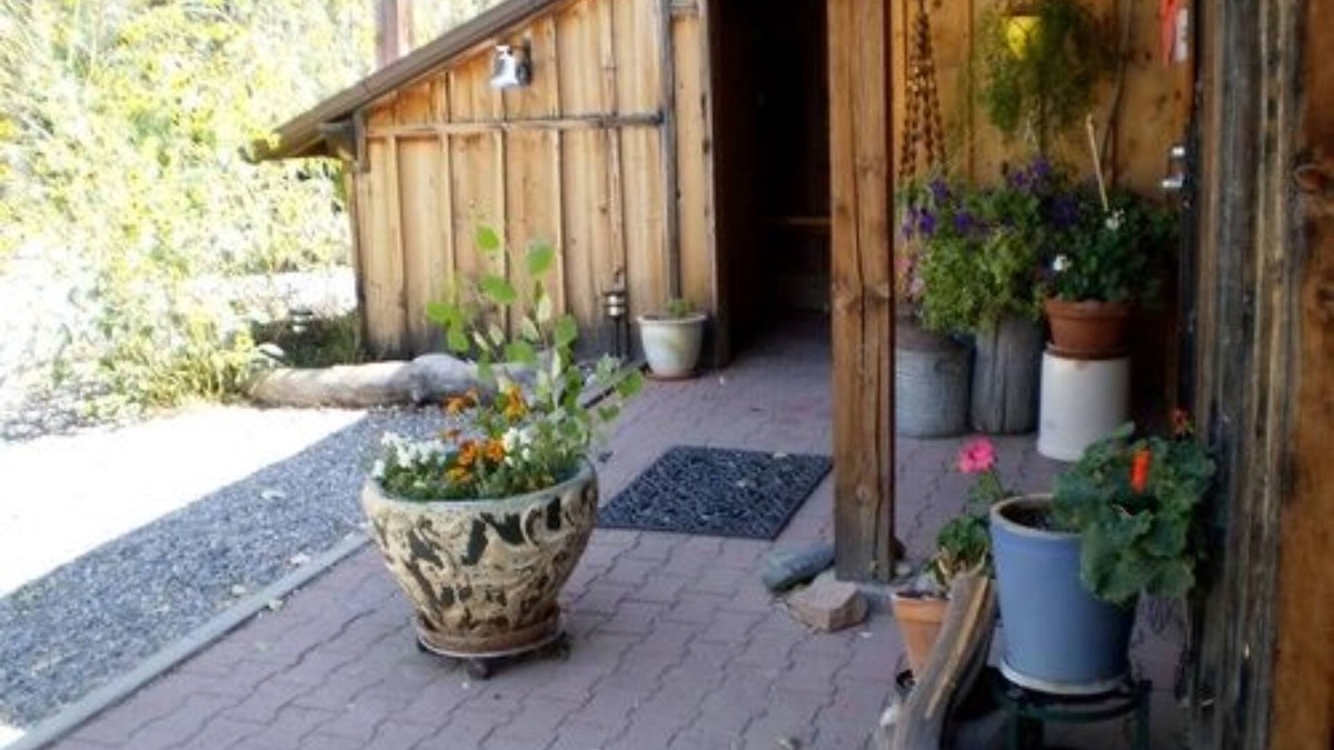 Farmington Bed & Breakfast | Silver River Adobe Inn