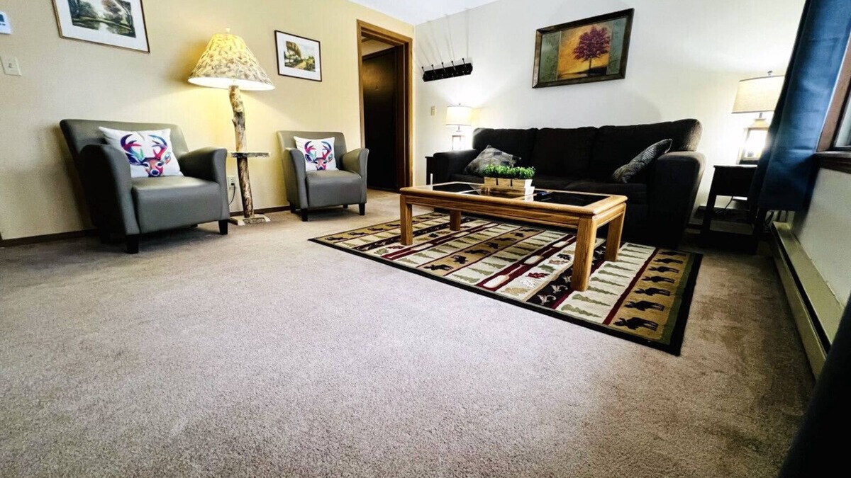 Lake City Apartment | ❤️ Silver Street Condos Unit 3 - Ride to Alpine Loop from Your Front Door 🏔️🤩