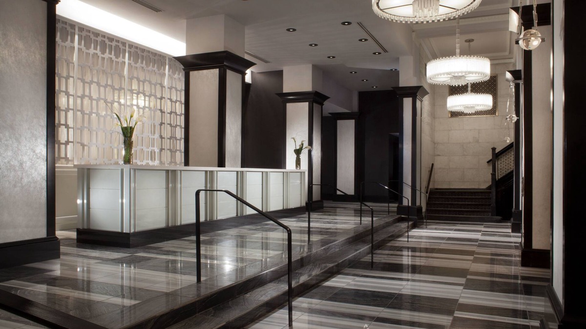 The Loop Hotel | Silversmith Hotel Chicago Downtown