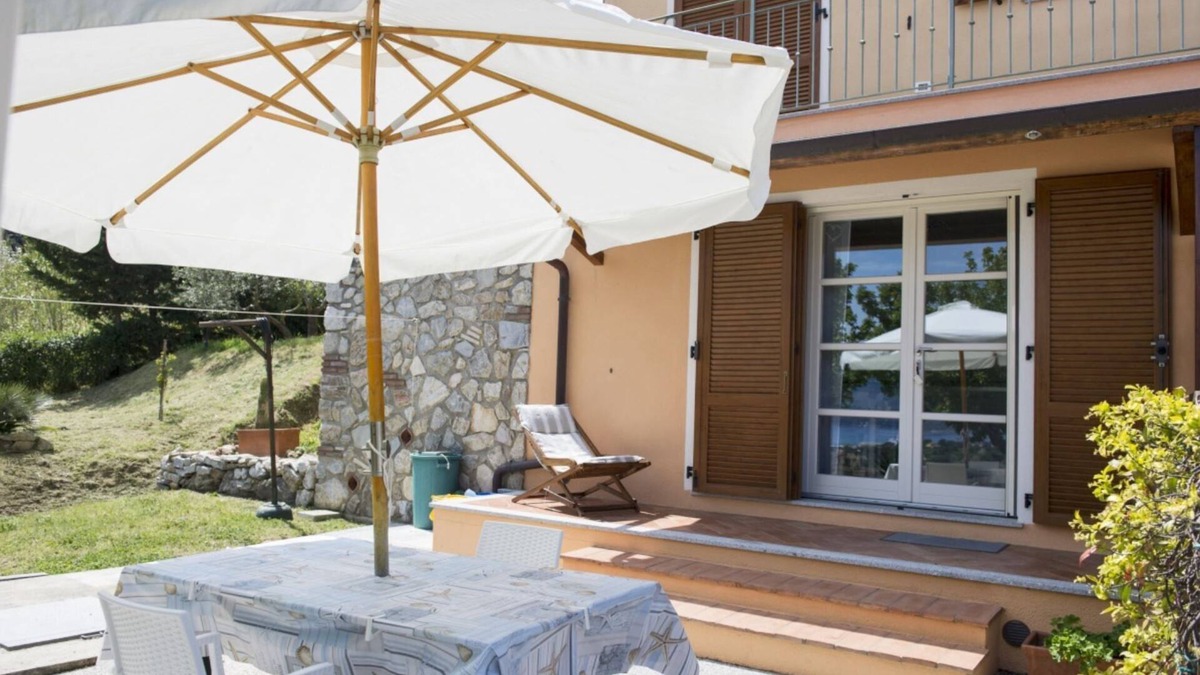 Portoferraio Apartment | Silvia Loft on Hill between Green & White Coast