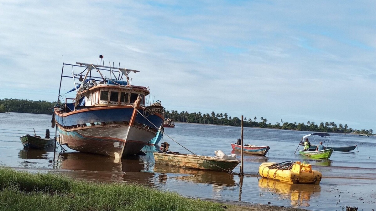 Itacare Cottage | Simples Casa Muito Grande Acomoda 8 Pessoas .A 50 Metros do Rio .perto de Todo