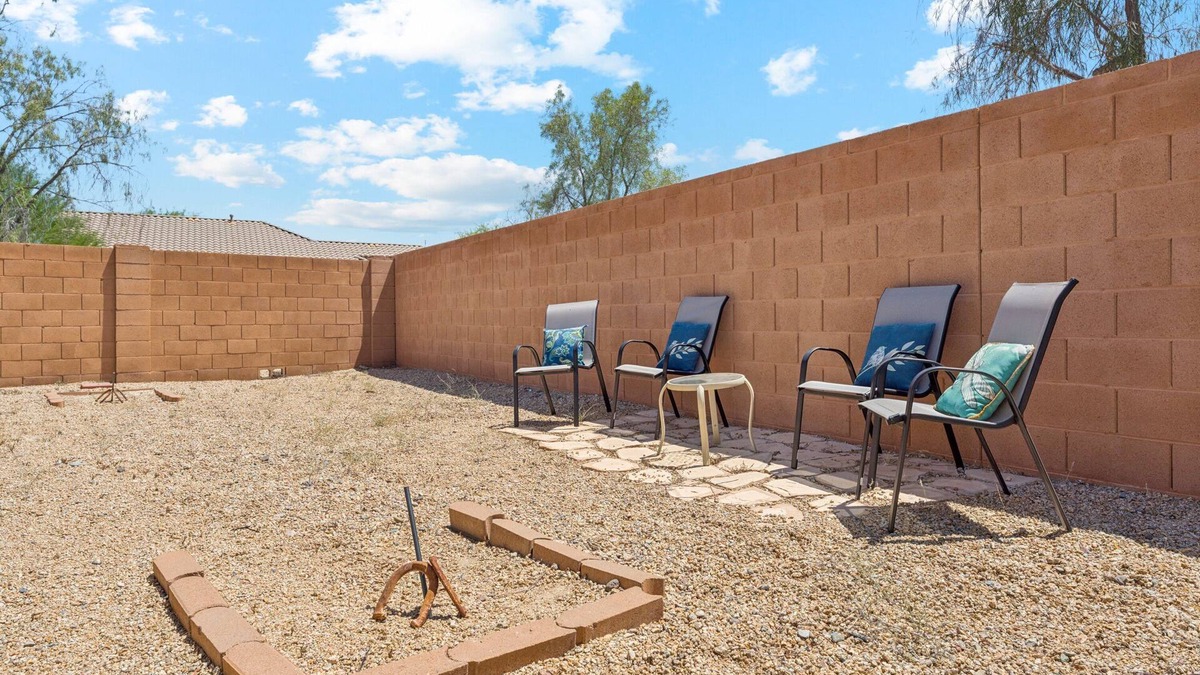 Sonoran Foothills House | Simply Irresistible Superb 4 bedroom Home/Community Pool/North Phoenix/Scottsdale