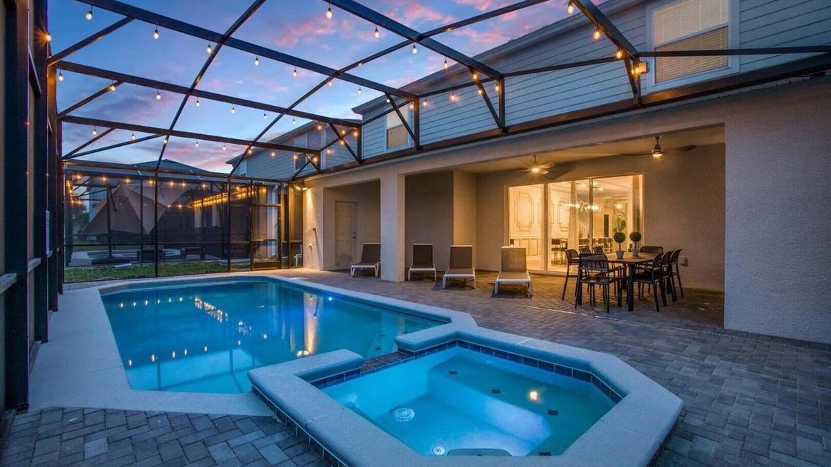 Davenport House | Simply The Best-Themed Rooms Galore-Multiple Gaming Systems-Pool and Spa-Cinema